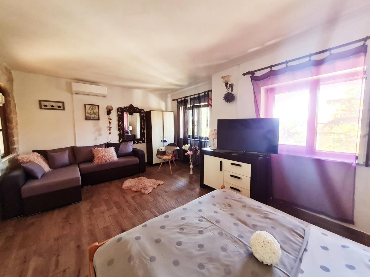 Apartment Sunshine Mali Lošinj Екстериор снимка