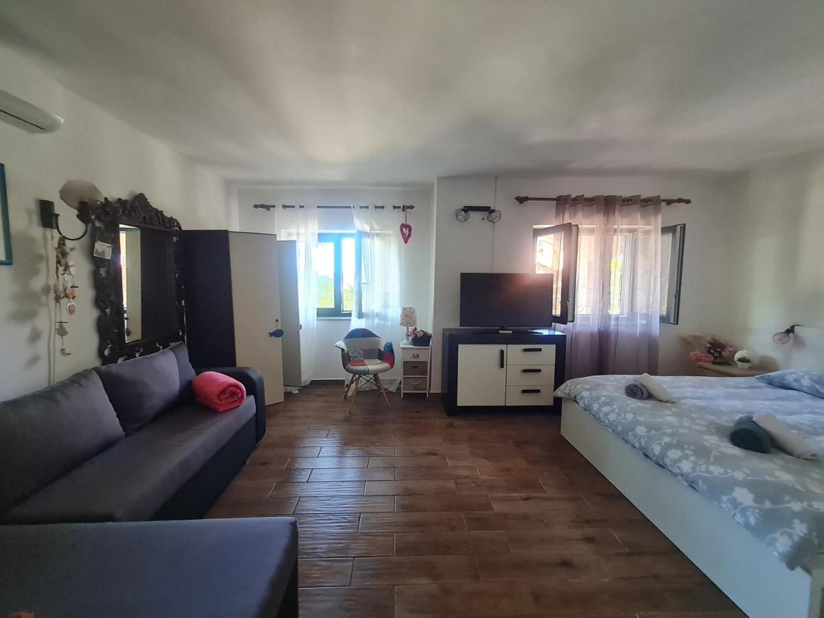 Apartment Sunshine Mali Lošinj Екстериор снимка