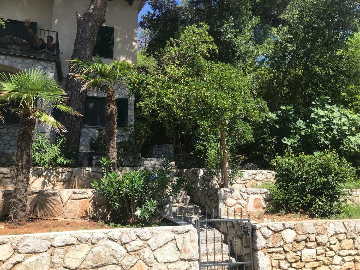 Apartment Sunshine Mali Lošinj Екстериор снимка